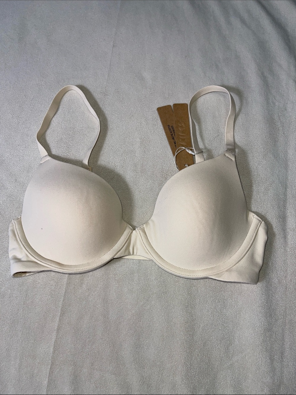 SKIMS Fits Everybody T-Shirt Bra Sand 30B NWT